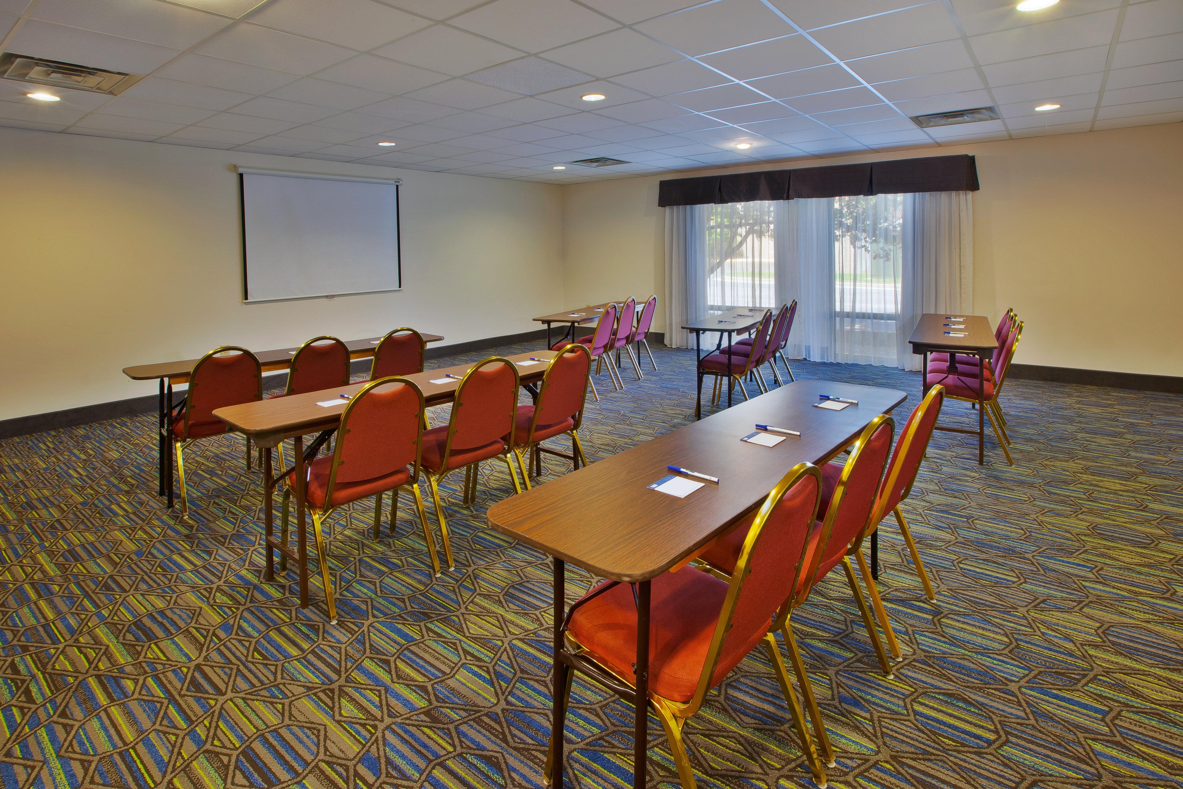 Express & Cincinnati Northeast-milford By Ihg Milford