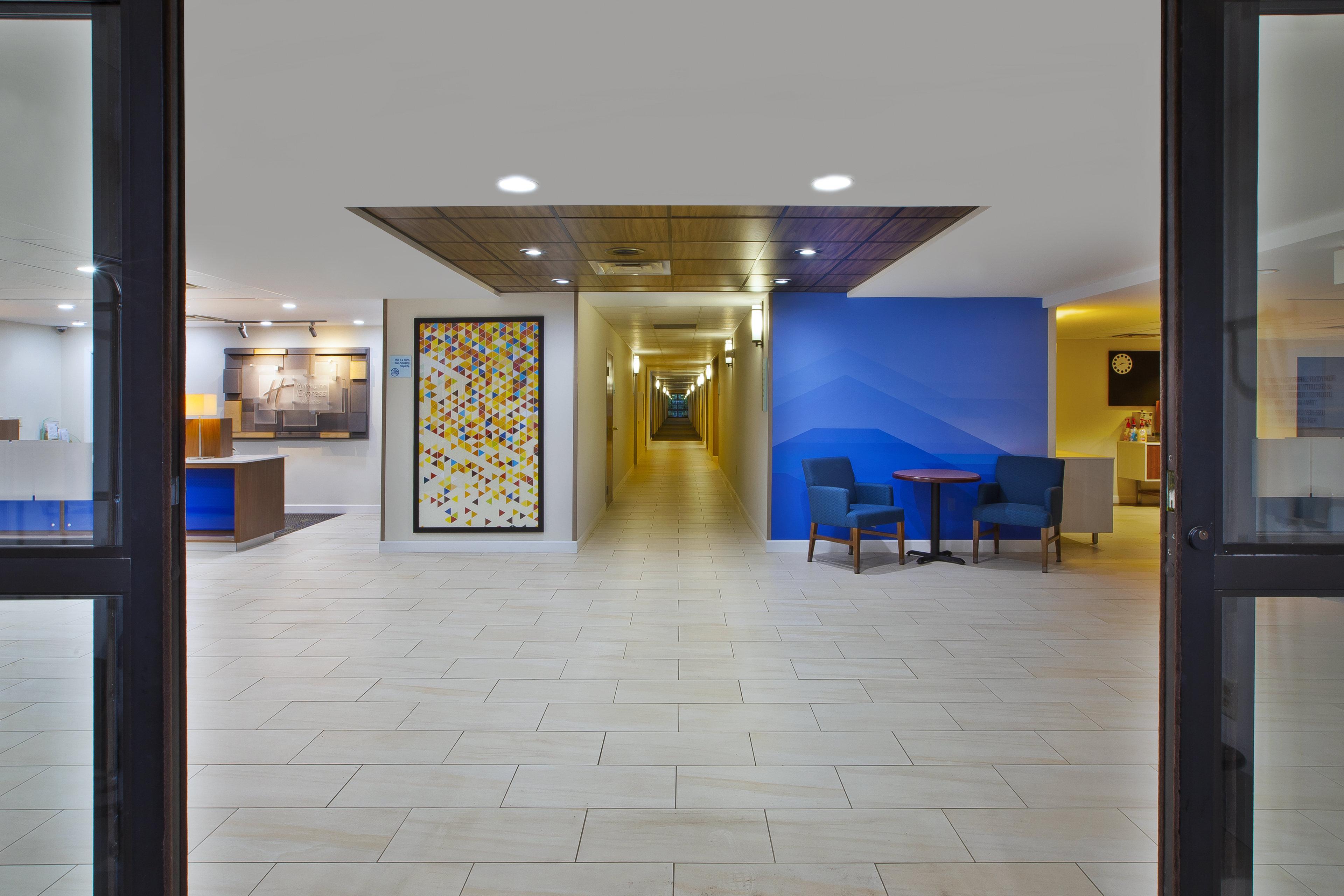 Hotel Express & Cincinnati Northeast-milford By Ihg