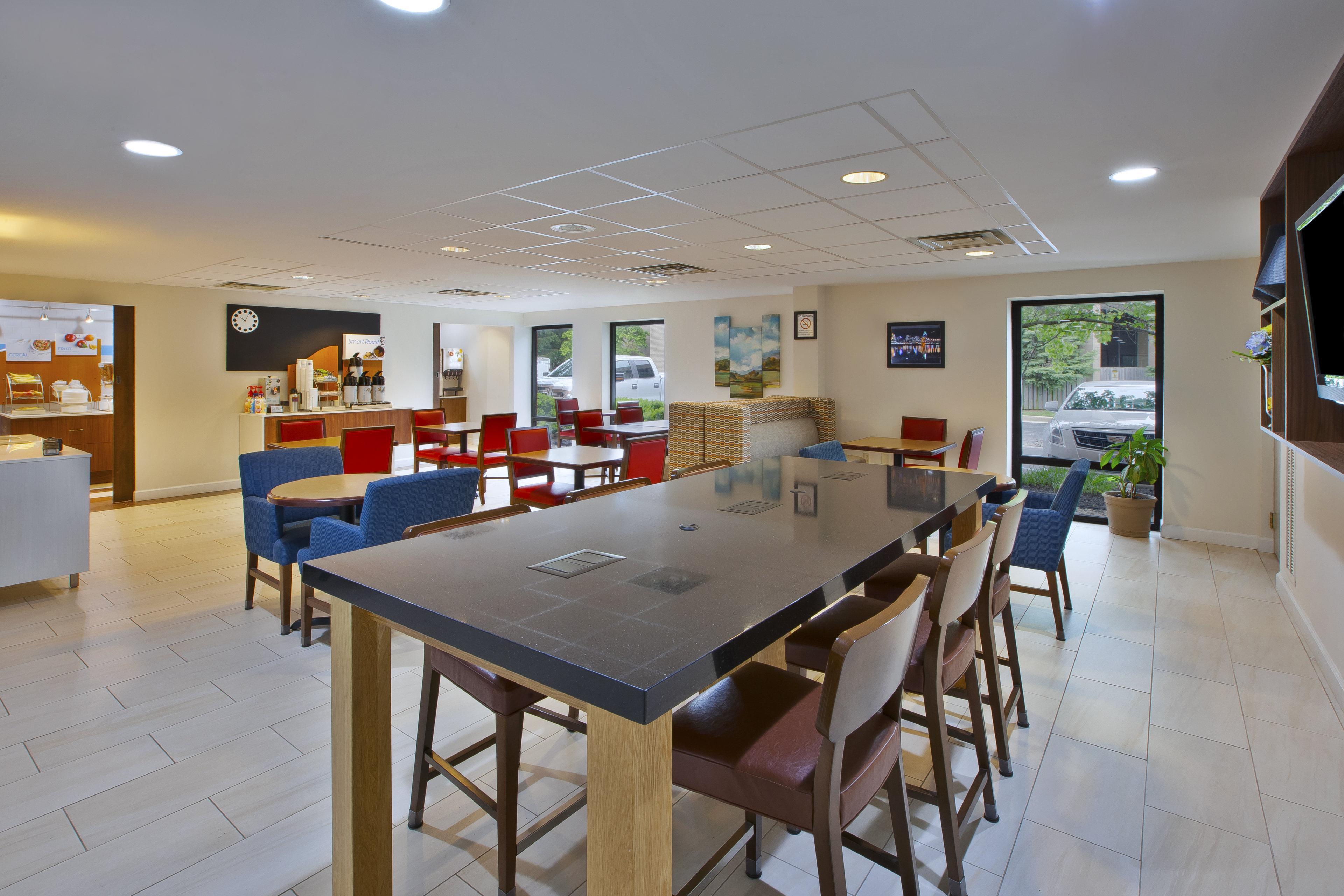 Express & Cincinnati Northeast-milford By Ihg 3* Milford