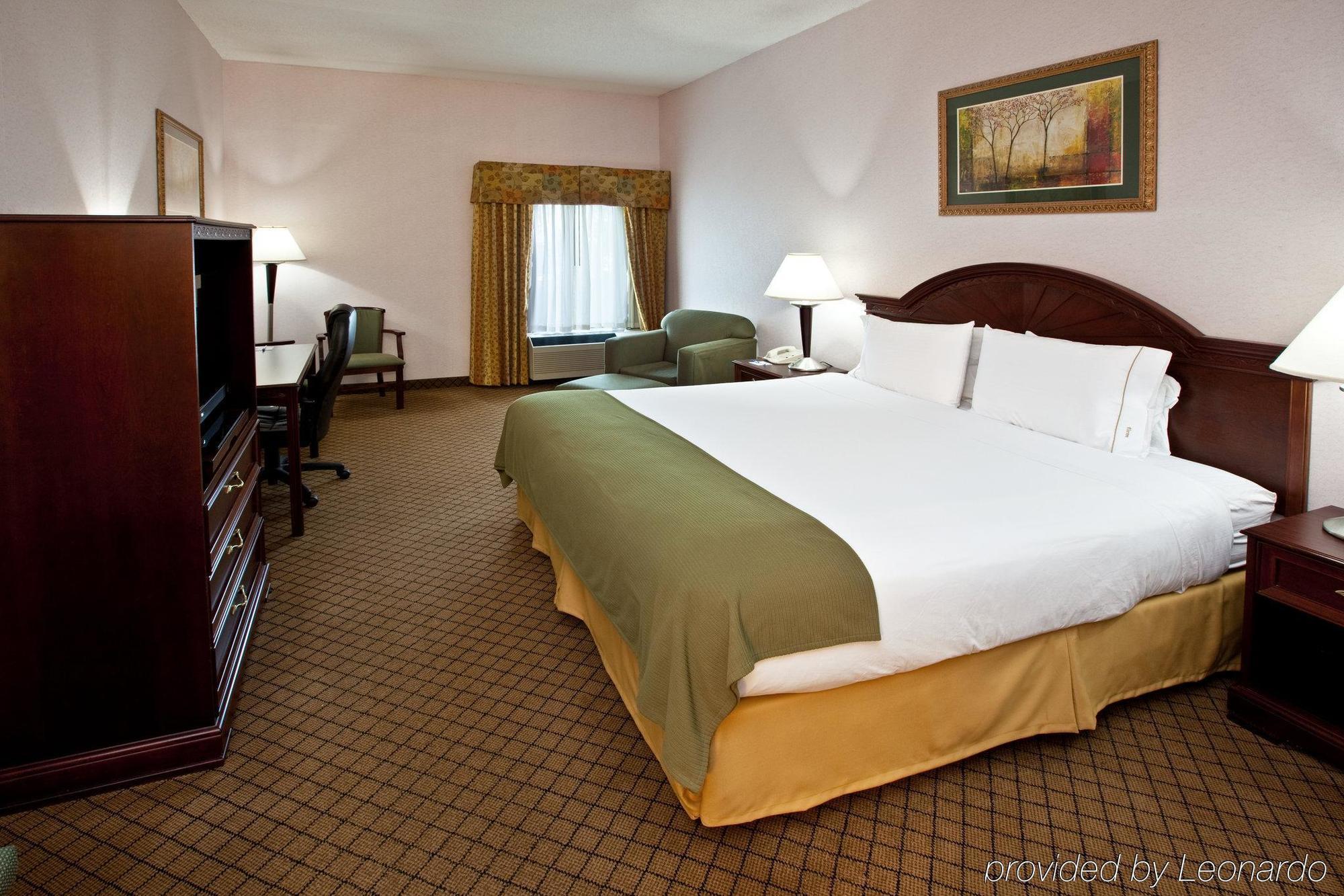 Express & Cincinnati Northeast-milford By Ihg 3* Milford