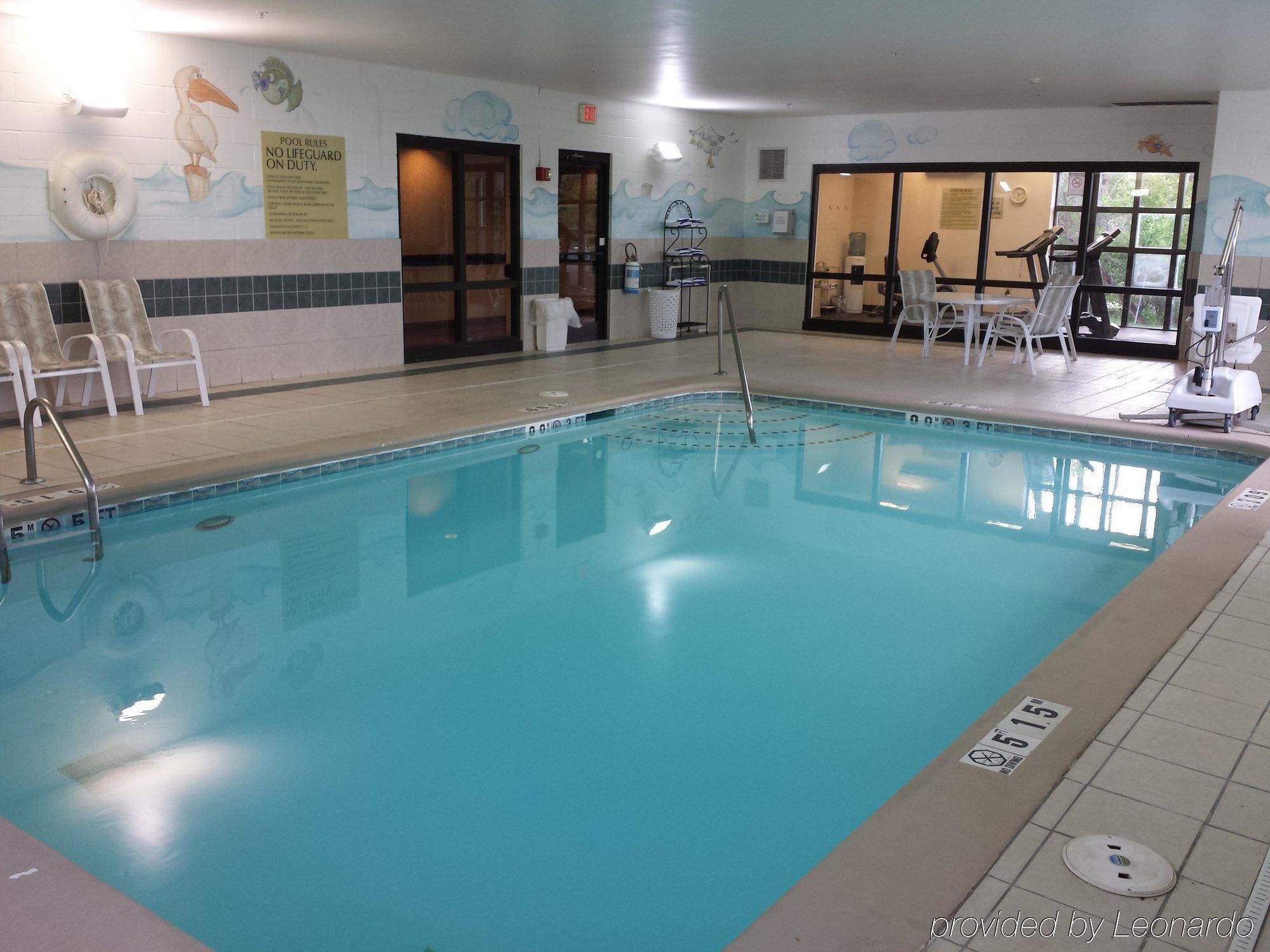 Express & Cincinnati Northeast-milford By Ihg 3*