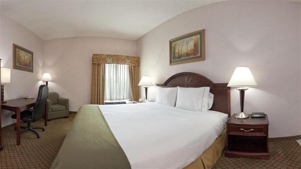 Express & Cincinnati Northeast-milford By Ihg 3* Milford