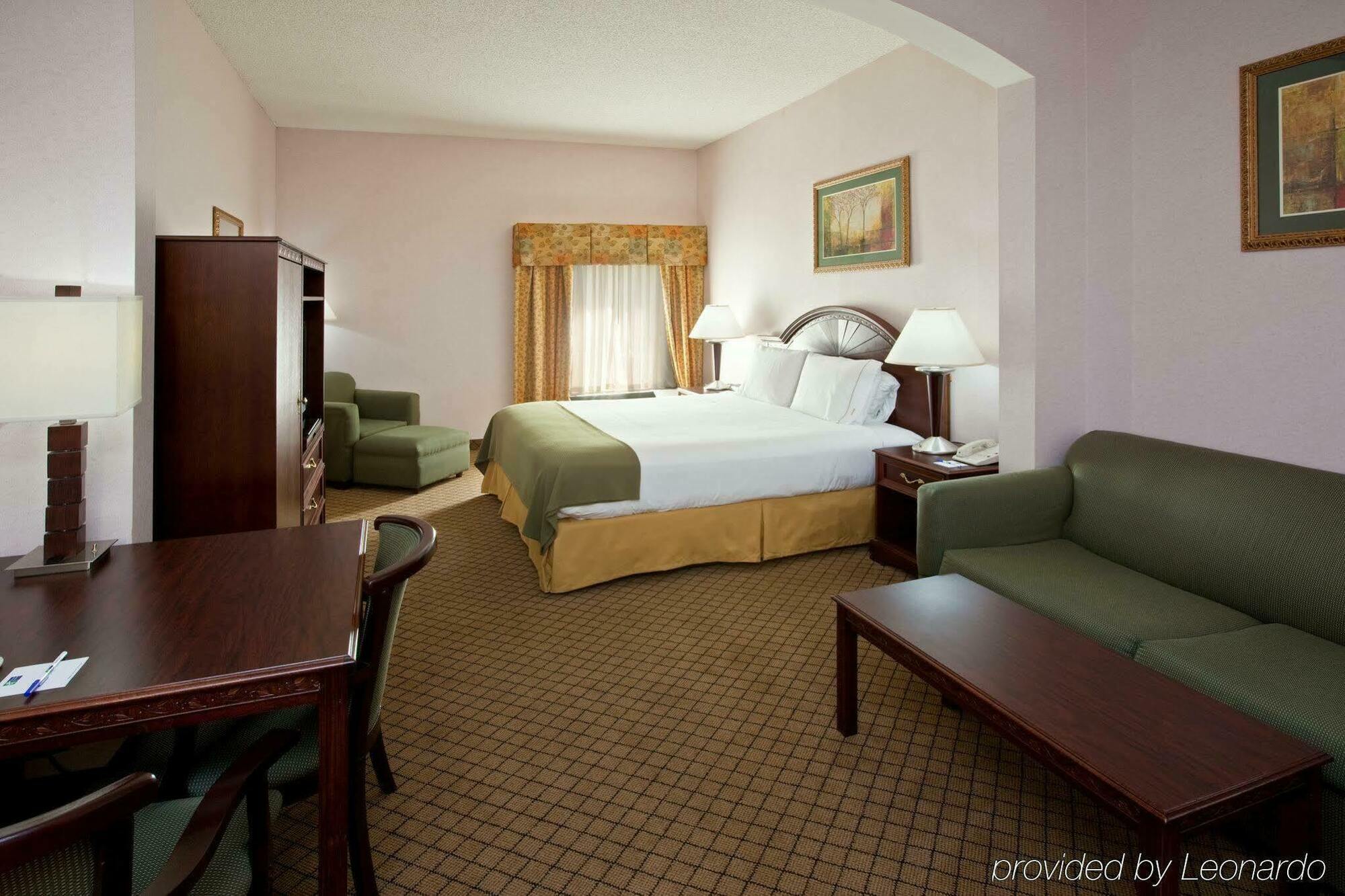 Express & Cincinnati Northeast-milford By Ihg 3* Milford